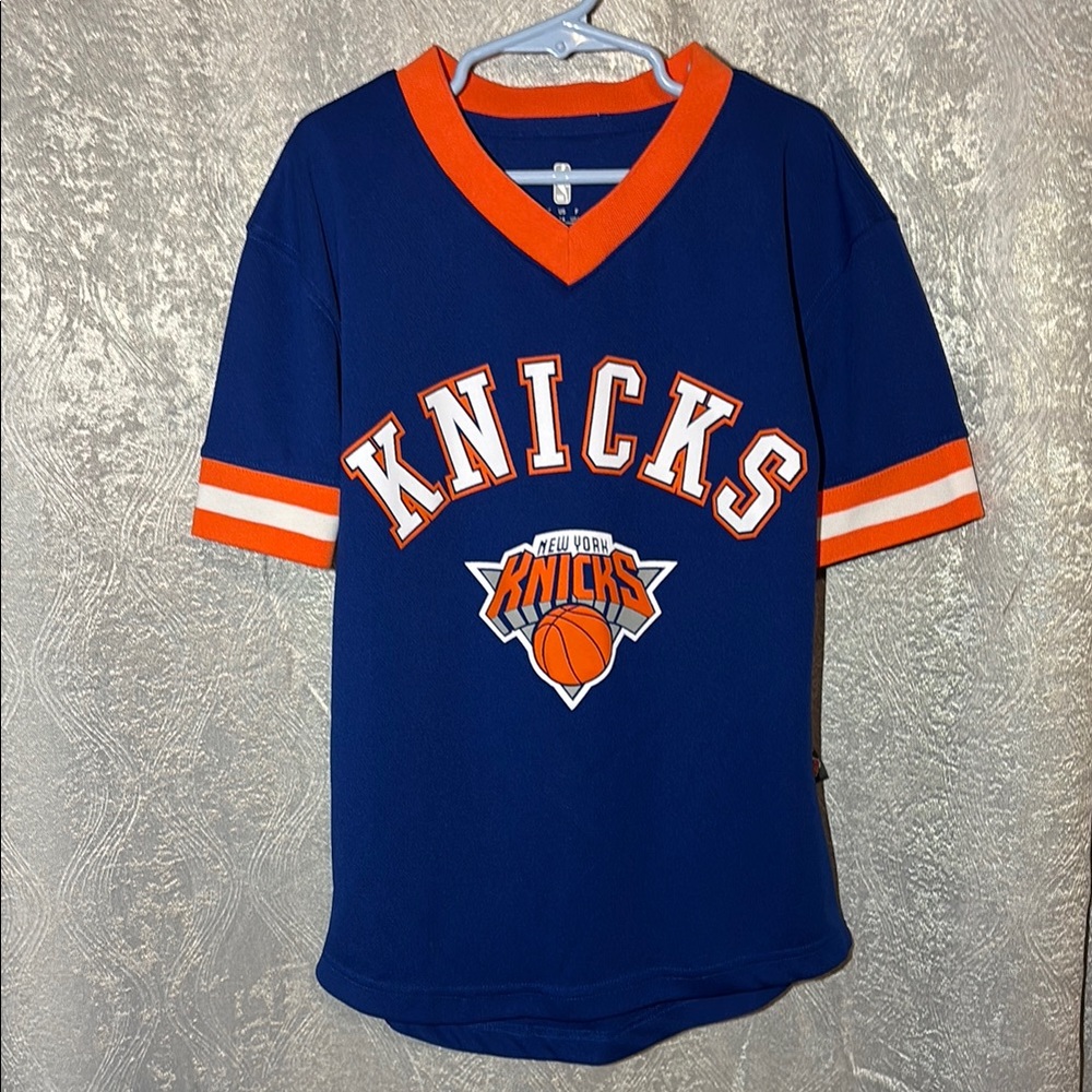 Official NBA Knicks Kids Blue and Orange T-Shirt (Porzingis)